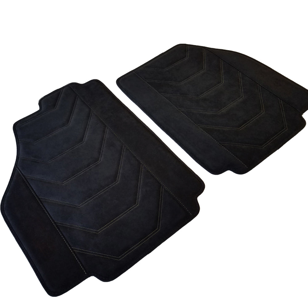 سجادات أرضية Mogul Mats Rari Design من Alcantara لسيارة فيراري ابتداءً من @
